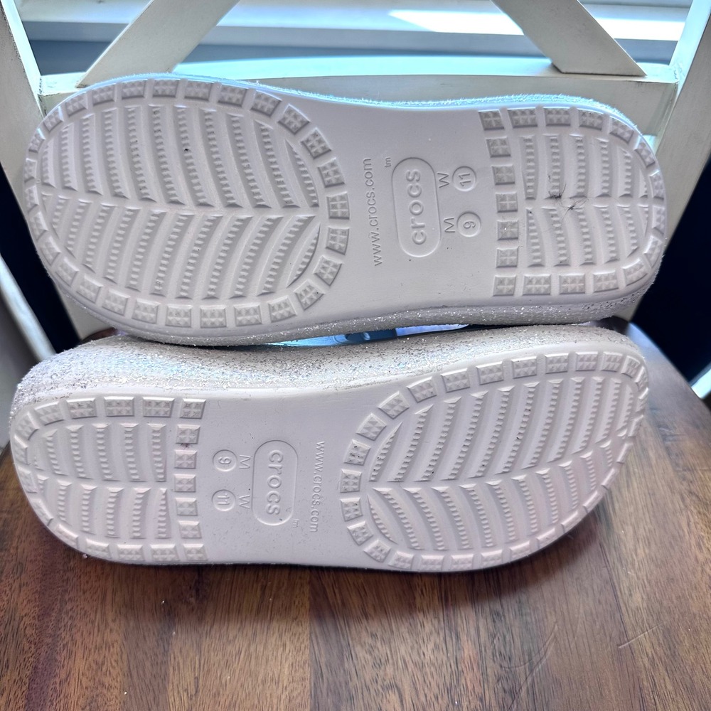 Crocs Classic Crush Glitter Sandals Women 11 Lt Gray Silver Platform Slides - Picture 14 of 14